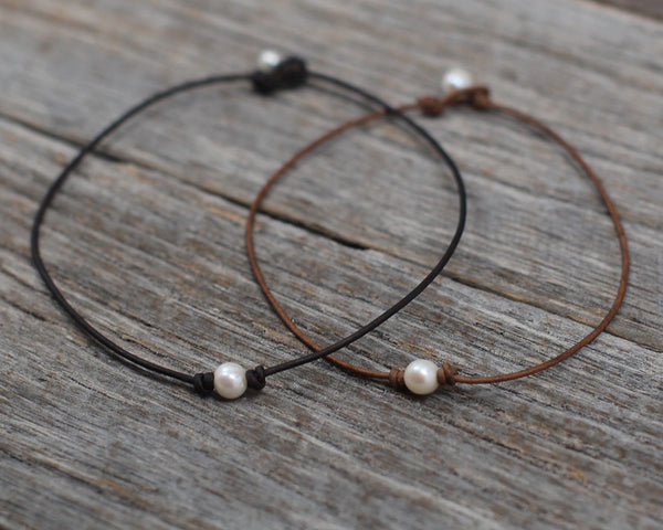 Angie Laugel Artist – White Single Pearl Choker